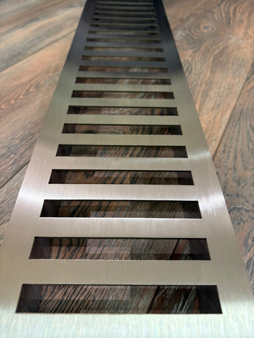 Вентиляционная решетка из нержавеющей стали NR 13 500х150